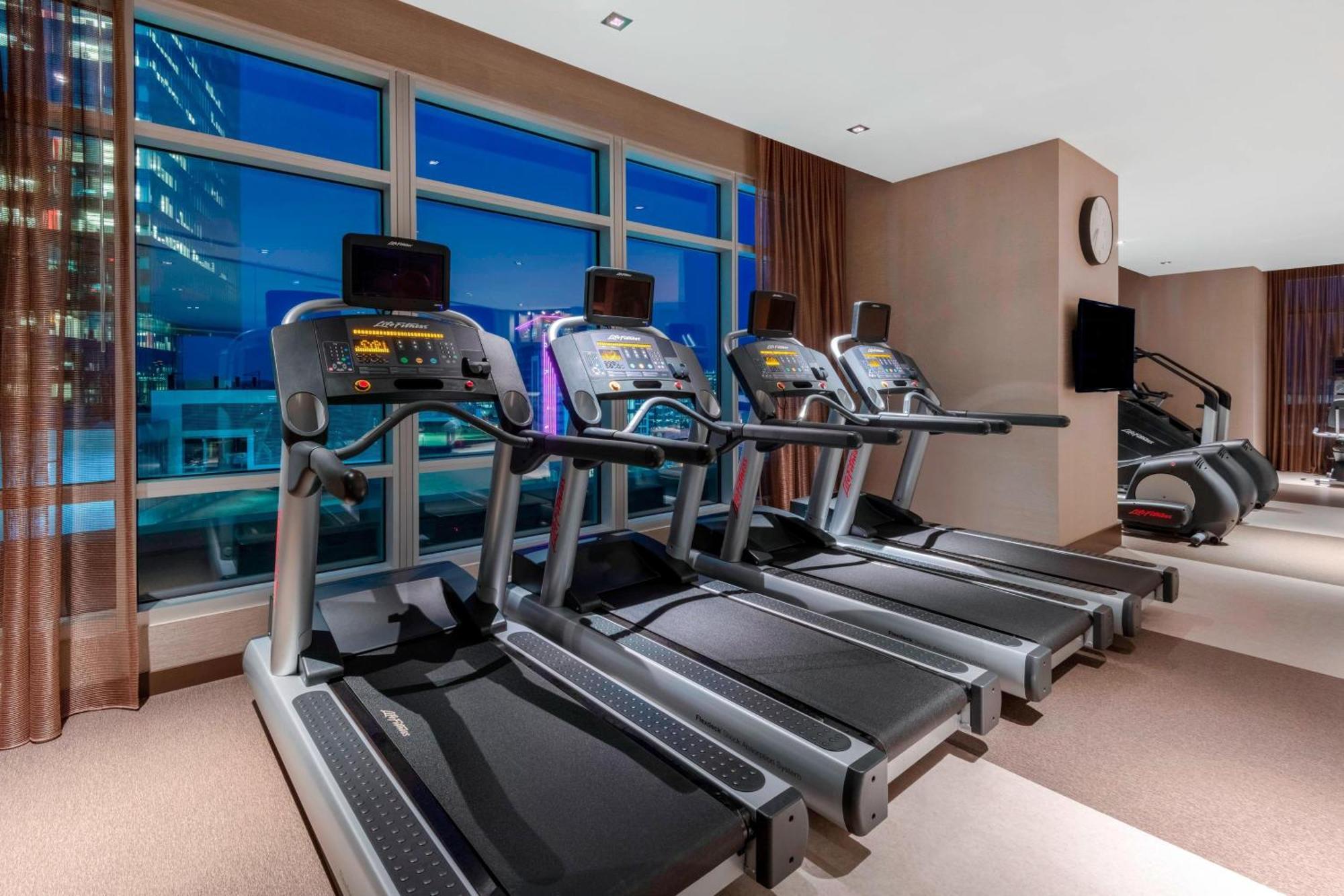 Ac Hotel By Marriott Charlotte City Center Екстериор снимка